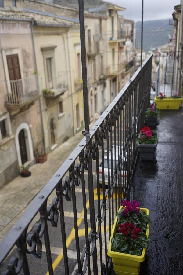 Da Cleo-Nel Cuore Del Barocco Siciliano Ragusa Exterior foto
